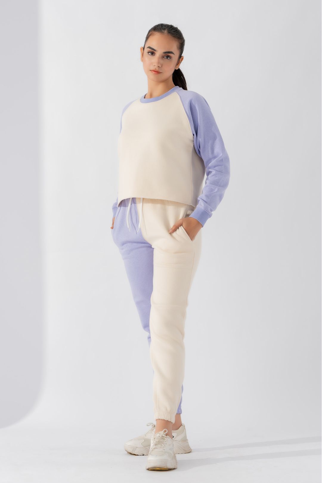 WOMEN SHORT BODY TRACKSUITE