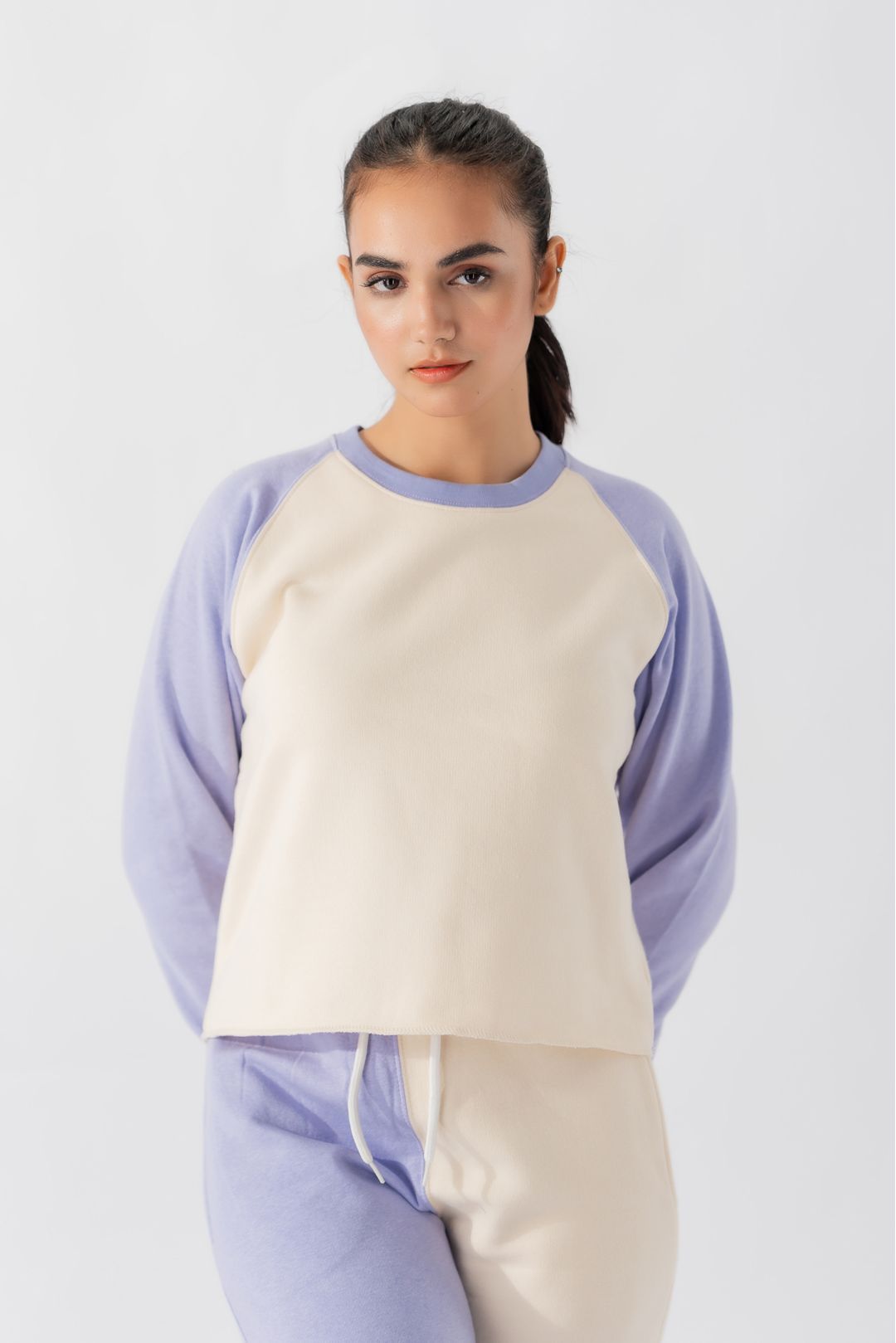 WOMEN SHORT BODY TRACKSUITE